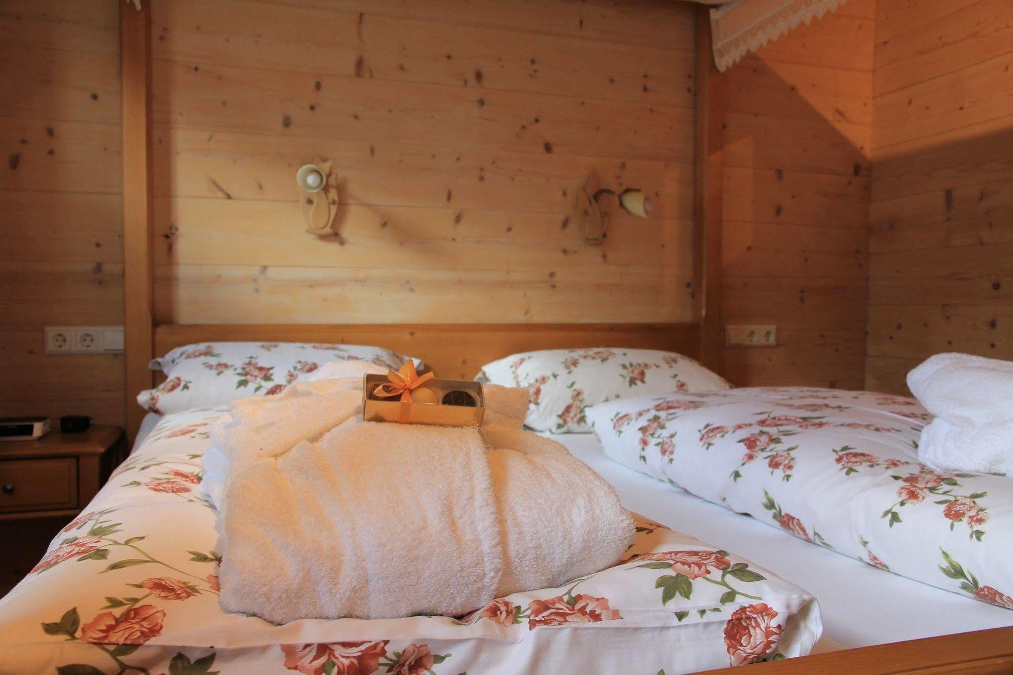 维彻小屋及公寓 鲁波尔丁 外观 照片